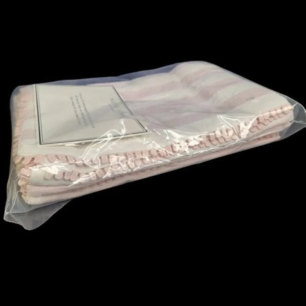 August & Leo 4 Napkins Pack Square 18 x 18 Inch Pink and White Striped Cotton Nw